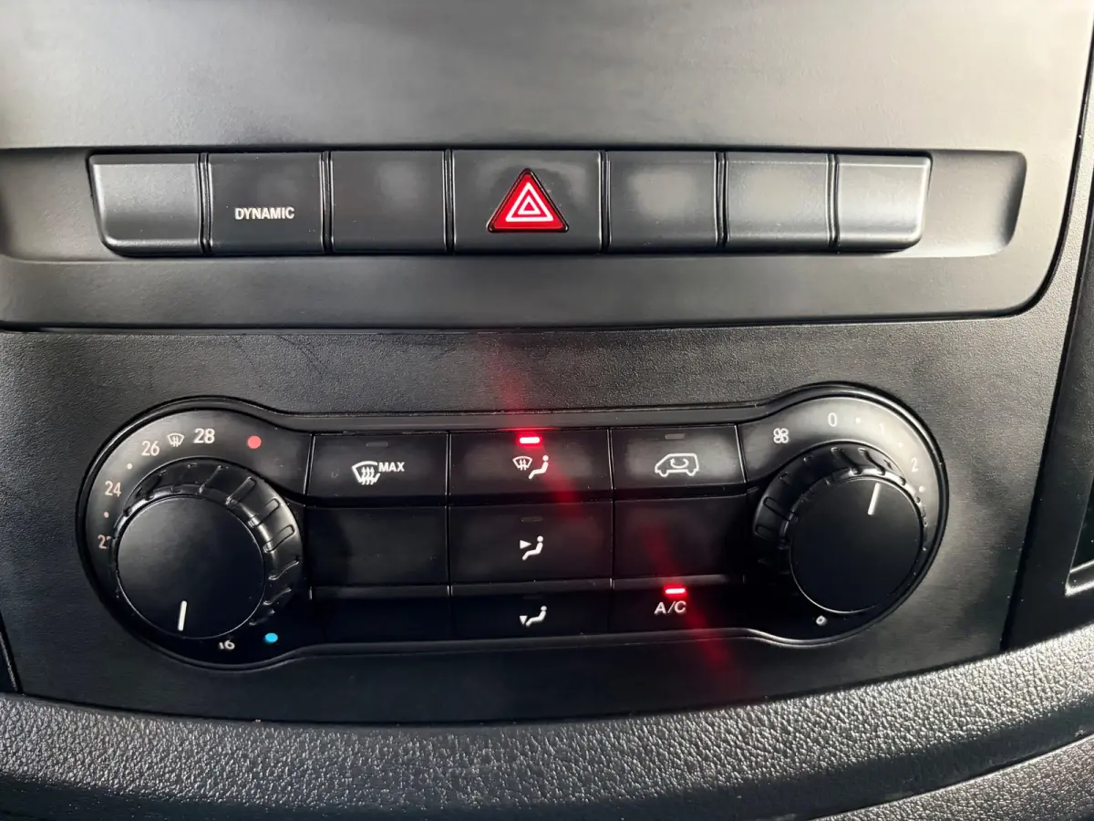 Elektrisch Servicewagen Automaat Lang 66 kWh L2H1 3 Persoons BOTT Inrichting RIJKLAARPRIJS!