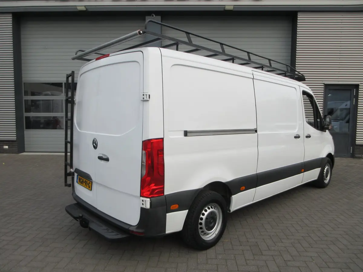 314 2.2 CDI L2H1 airco ,3 zits ,trekhaak ,impiriaal