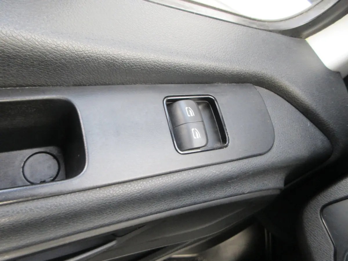 314 2.2 CDI L2H1 airco ,3 zits ,trekhaak ,impiriaal