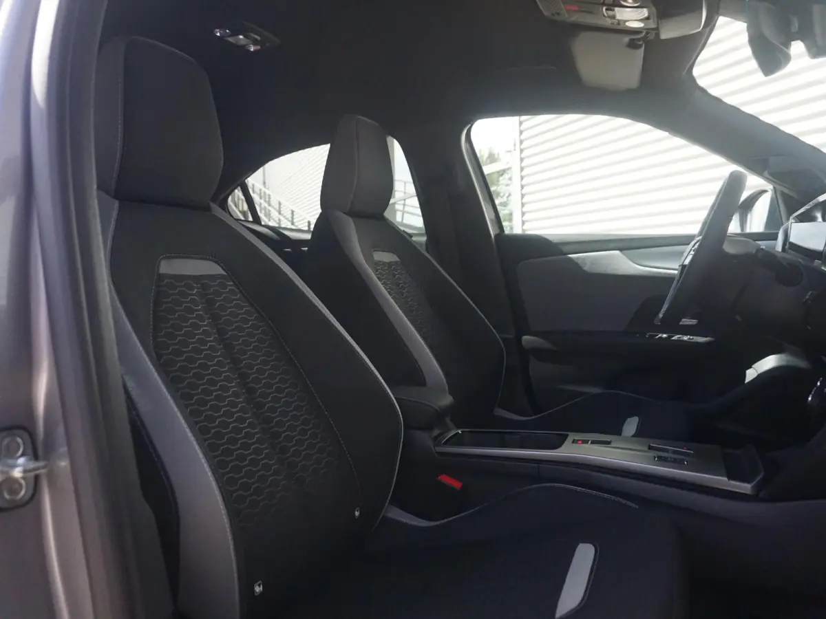 1.2 Turbo Hybrid Business Edition Winterpakket