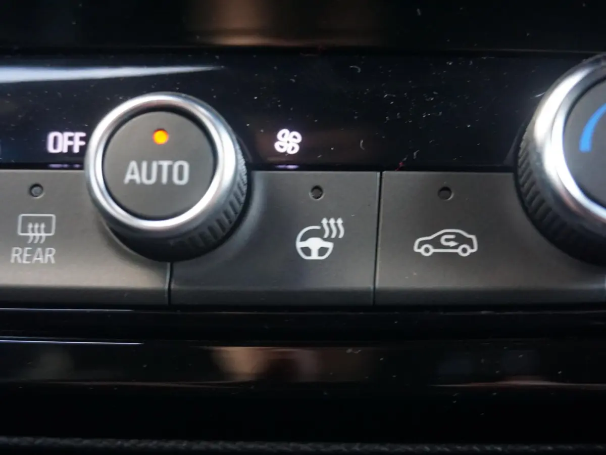 1.2 Turbo Hybrid Business Edition Winterpakket