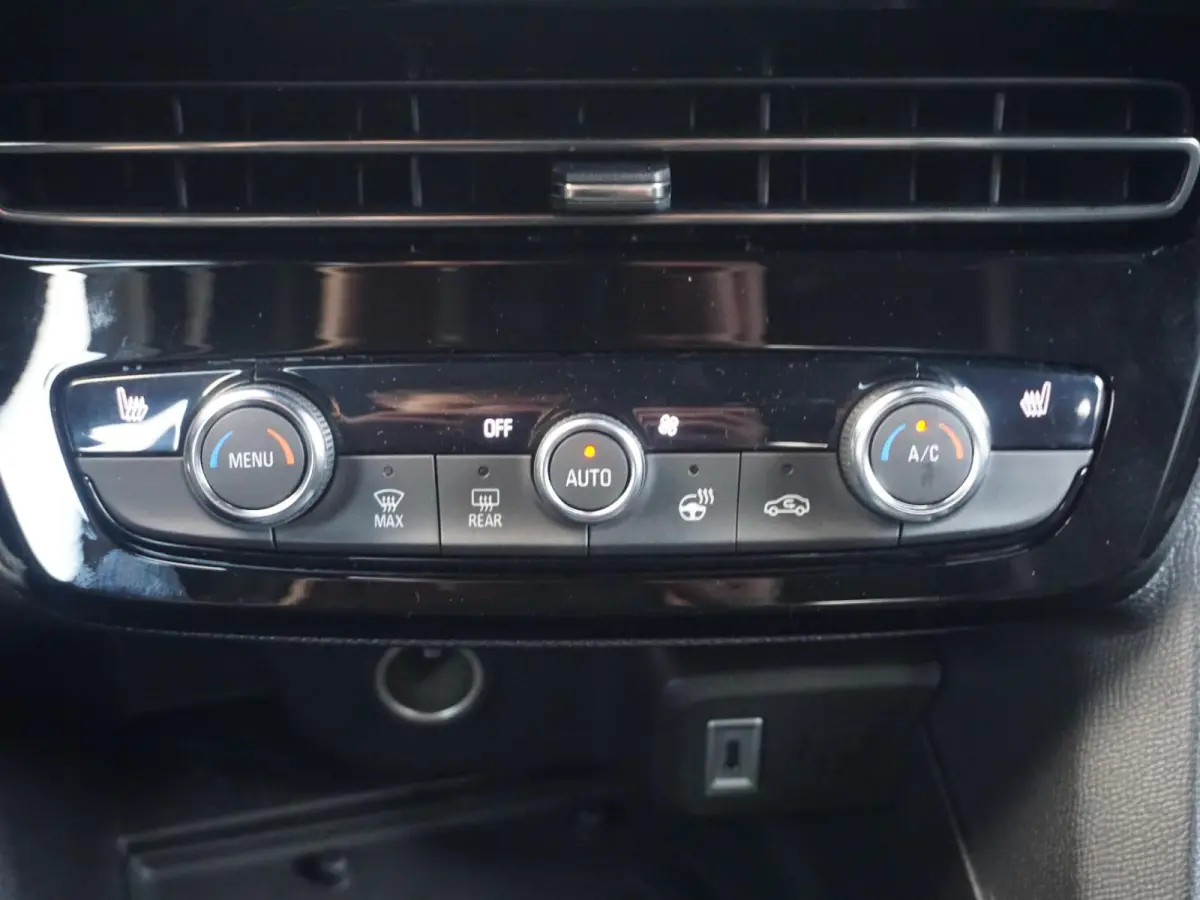 1.2 Turbo Hybrid Business Edition Winterpakket