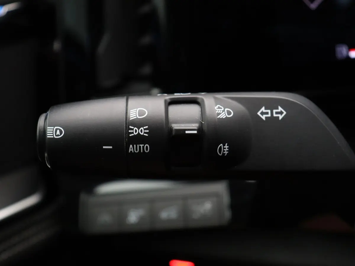mild hybrid advanced 130pk techno | Trekhaak | 360 graden camera | Elektrisch verwarmbare voorruit | Dodehoekdetectie met correctie |
