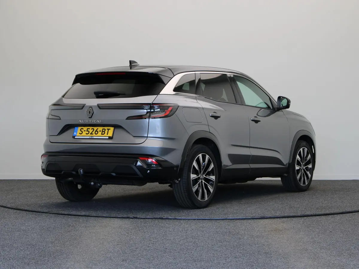 mild hybrid advanced 130pk techno | Trekhaak | 360 graden camera | Elektrisch verwarmbare voorruit | Dodehoekdetectie met correctie |