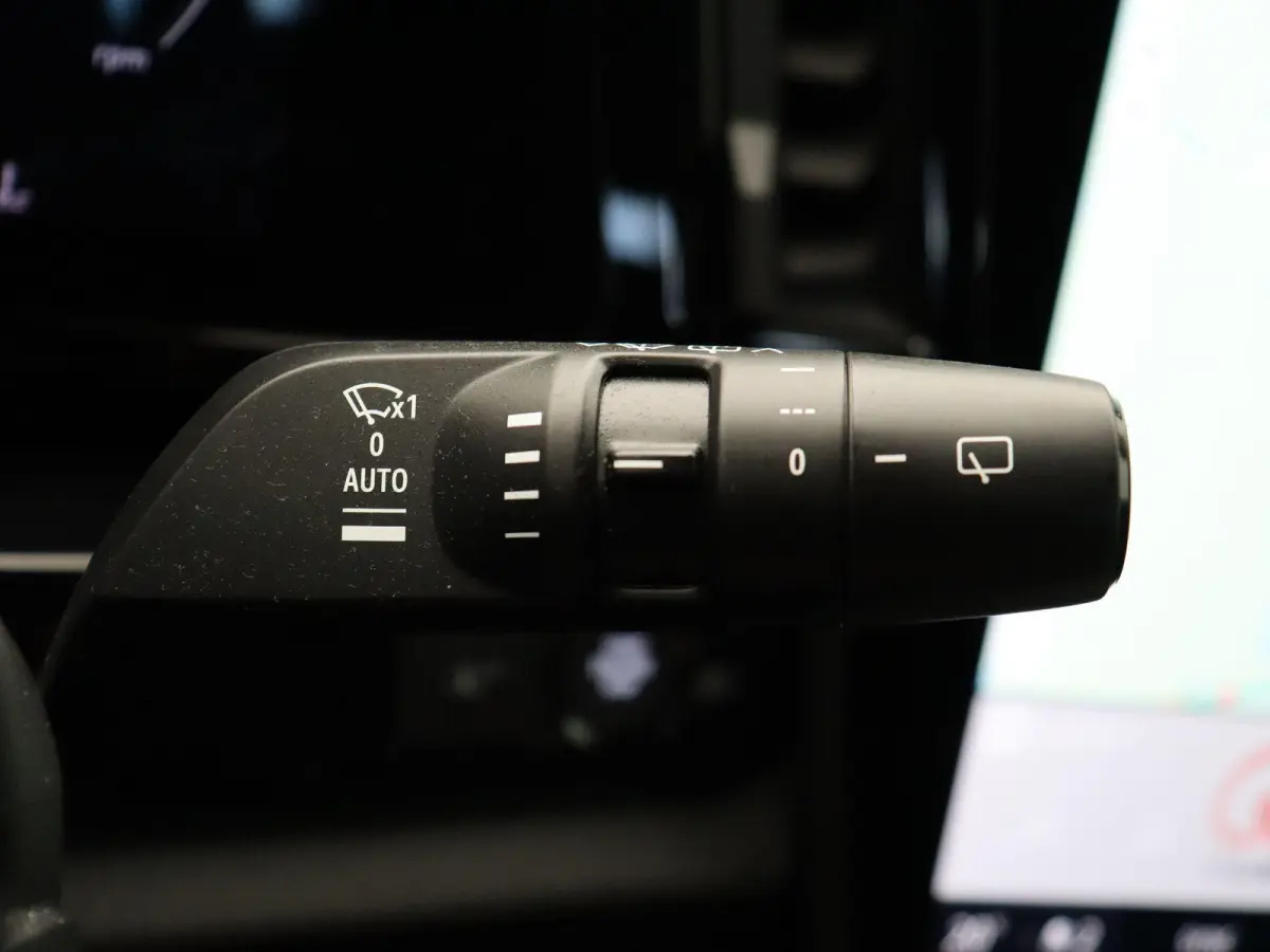 mild hybrid advanced 130pk techno | Trekhaak | 360 graden camera | Elektrisch verwarmbare voorruit | Dodehoekdetectie met correctie |