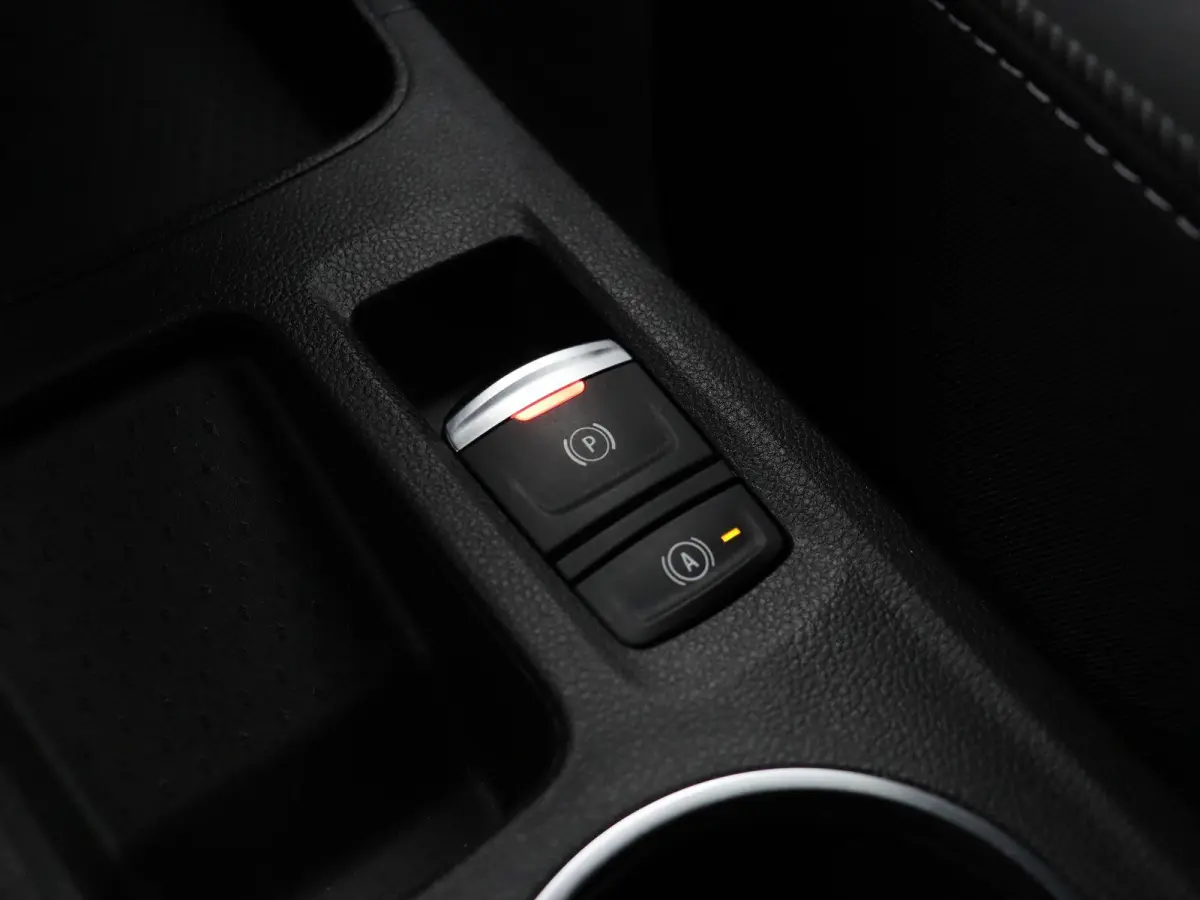 E-Tech full hybrid 145 Esprit Alpine | Stuurwielverwarming | Achteruitrijcamera | Adaptieve cruise control | Navigatie |
