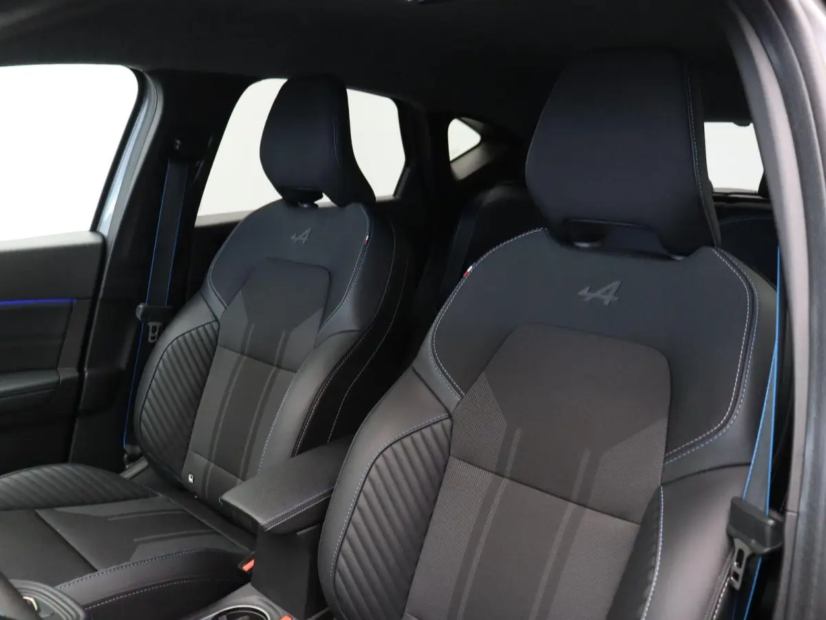 E-Tech full hybrid 145 Esprit Alpine | Stuurwielverwarming | Achteruitrijcamera | Adaptieve cruise control | Navigatie |