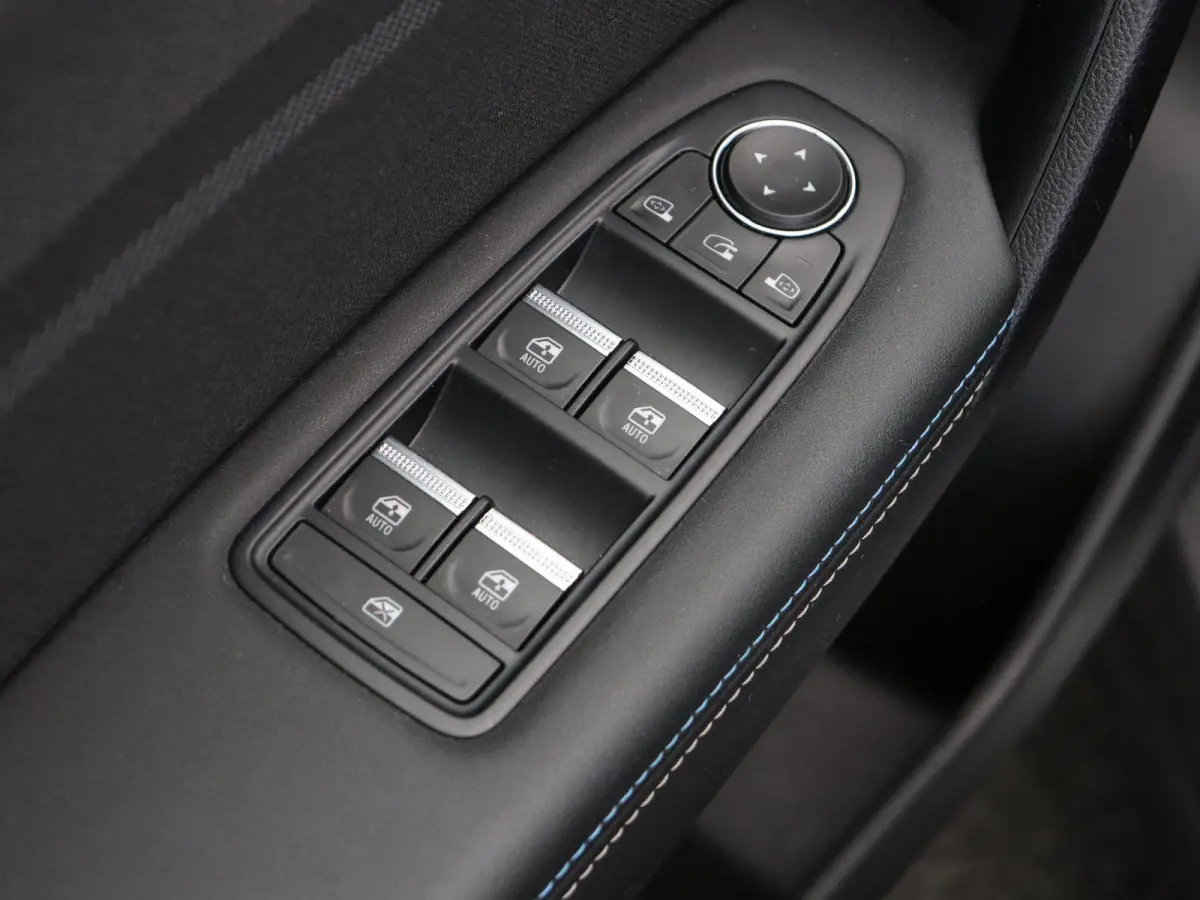 E-Tech full hybrid 145 Esprit Alpine | Stuurwielverwarming | Achteruitrijcamera | Adaptieve cruise control | Navigatie |