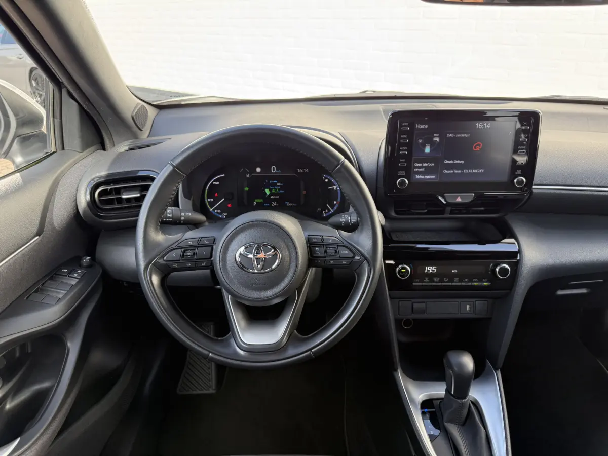 1.5 Hybrid Team D | CarPlay | ACC | Camera | Keyless