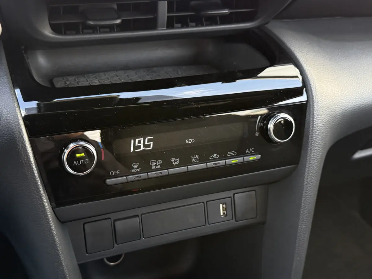 1.5 Hybrid Team D | CarPlay | ACC | Camera | Keyless
