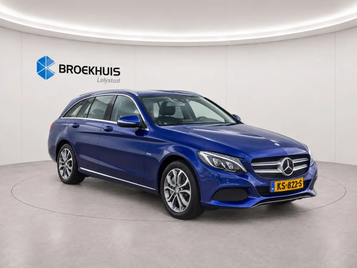 C350e 279PK LEASE EDITION PLUS AUTOMAAT / NAVI / LEDER / CLIMA / FULL-LED / PDC / 17" LMV / CAMERA / KEYLESS / BLUETOOTH / ADAPT. CRUISECONTROL !!