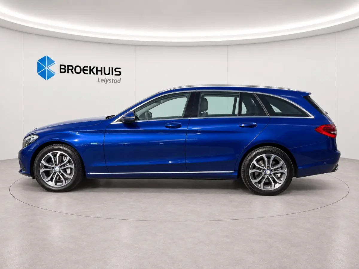 C350e 279PK LEASE EDITION PLUS AUTOMAAT / NAVI / LEDER / CLIMA / FULL-LED / PDC / 17" LMV / CAMERA / KEYLESS / BLUETOOTH / ADAPT. CRUISECONTROL !!