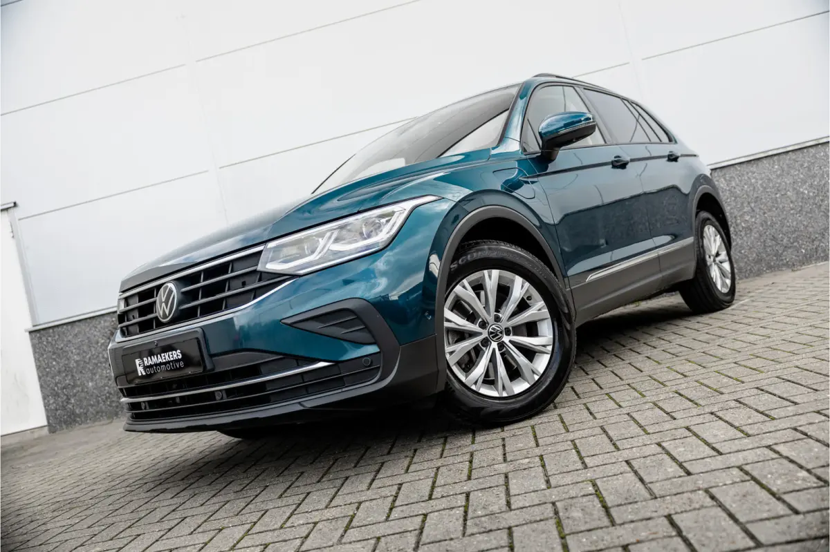 1.4 TSI eHybrid Leder / 360 camera / Elektrische stoel /