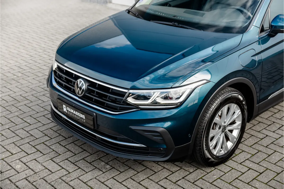 1.4 TSI eHybrid Leder / 360 camera / Elektrische stoel /