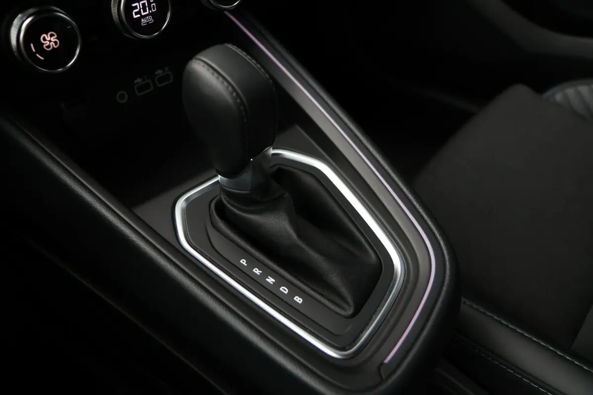 1.6 E-Tech Full Hybrid 145 esprit Alpine 360 Camera