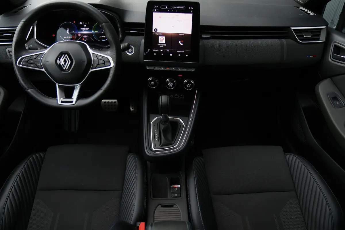 1.6 E-Tech Full Hybrid 145 esprit Alpine 360 Camera