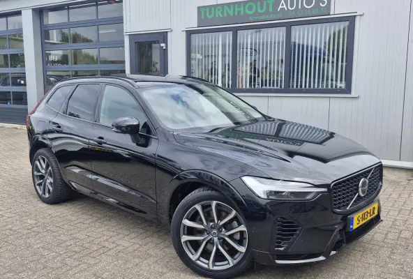 T8 Plug-in AWD Ultimate Dark | Luchtvering | Verwarmbare buitenste zitplaatsen tweede zitrij | Panormadak met zonnescherm | Premium Audio by B&W | MASSAGE | 360 | etc. FULL OPTION! Long rang