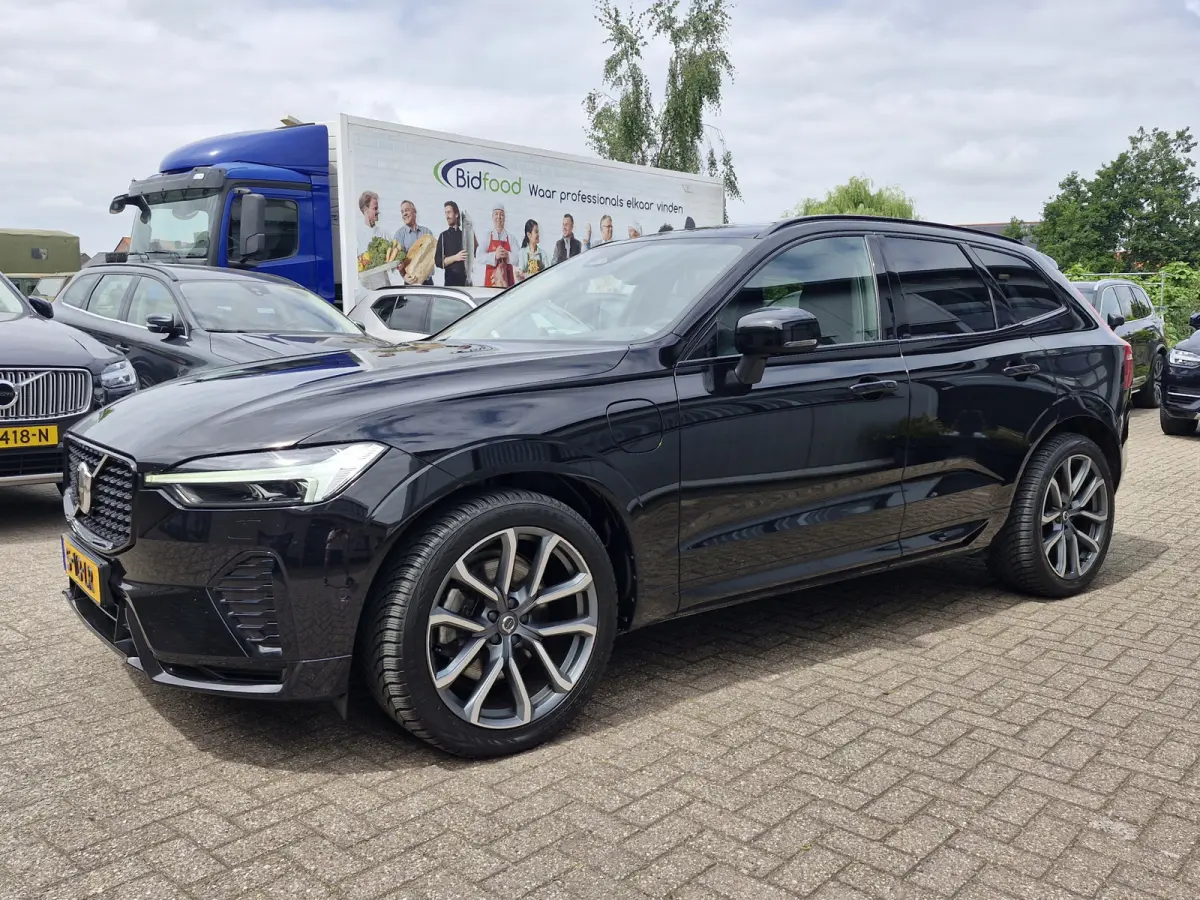 T8 Plug-in AWD Ultimate Dark LUCHTVERING | MASSAGE | 360 | etc. FULL OPTION! Long range ( SOH 96% )
