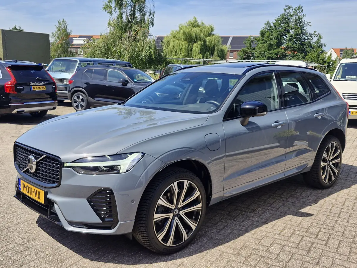 T8 Plug-in hybrid AWD R-Design FULL OPTION | LUCHTVERING!!! | 360 camera| SOH 98%