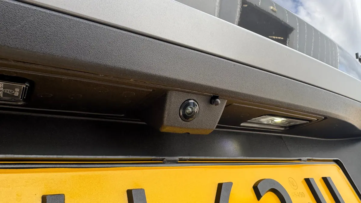 1.2 HYBRID 145PK ALLURE AUTOMAAT / NAVI / LEDER / CLIMA / FULL-LED / 19" LMV / KEYLESS / CAMERA / CRUISECONTROL / ORG. NL. !!