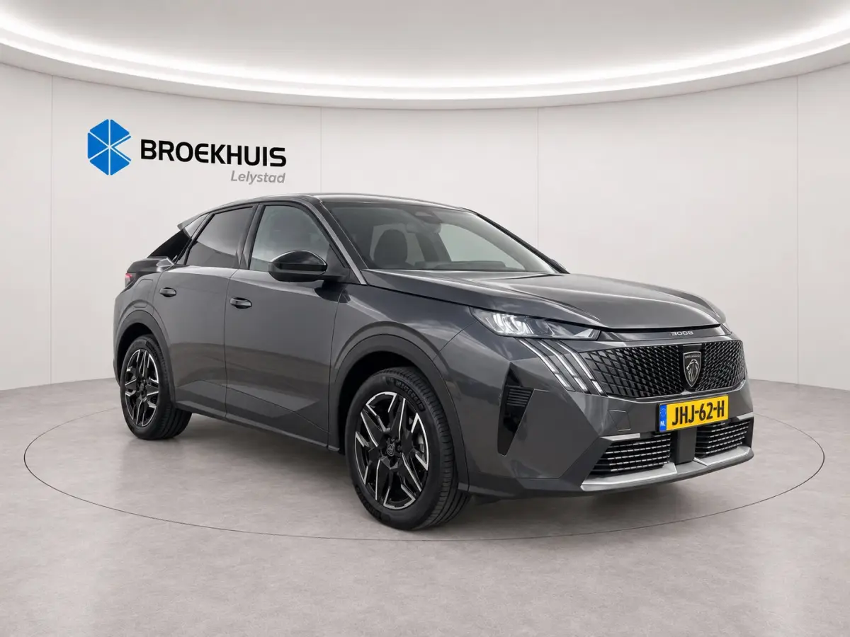 1.2 HYBRID 145PK ALLURE AUTOMAAT / NAVI / LEDER / CLIMA / FULL-LED / 19" LMV / KEYLESS / CAMERA / CRUISECONTROL / ORG. NL. !!