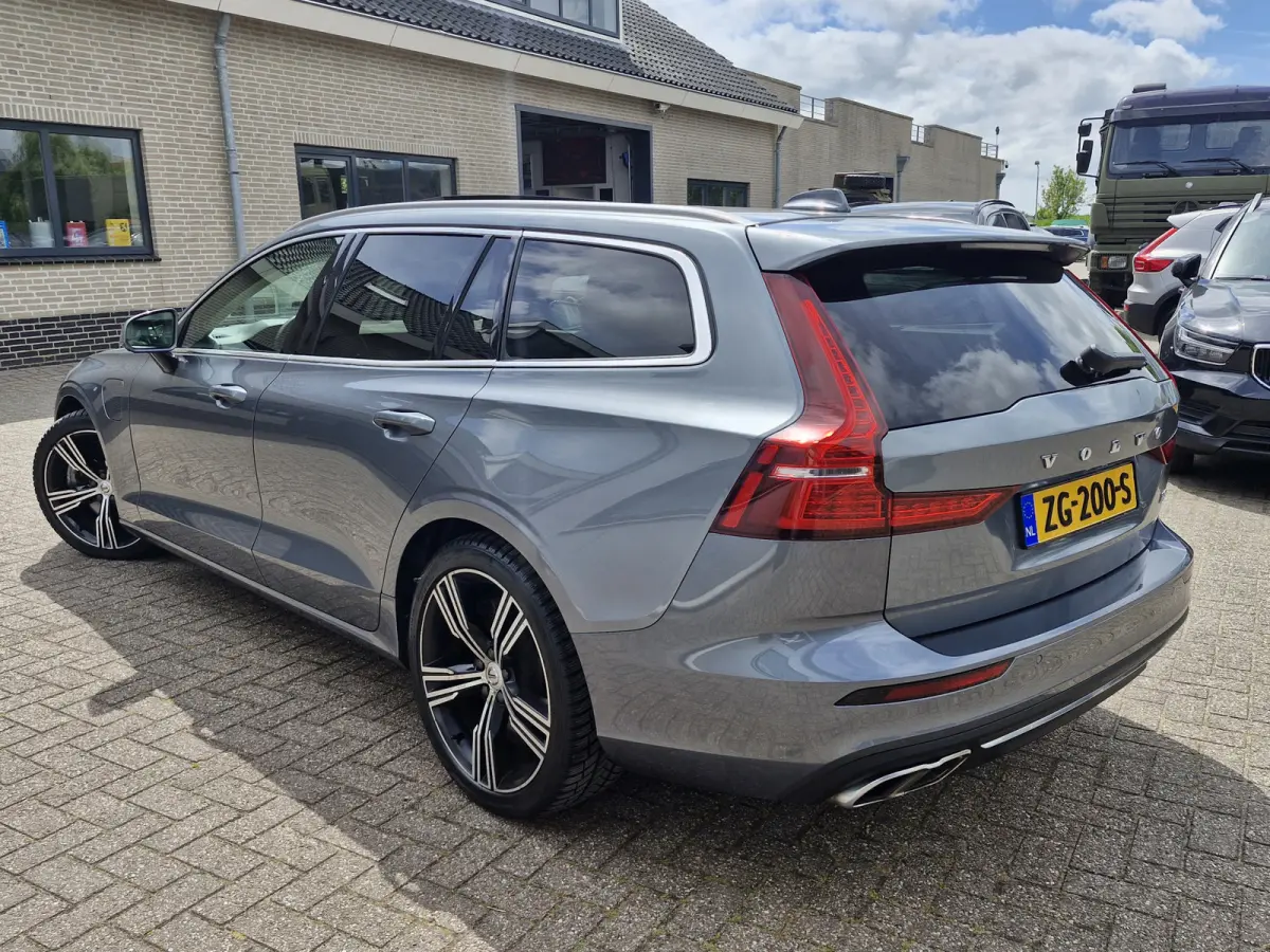 T8 Twin AWD| Full options! | 360 | audio line | Luxury Line (airco separaat achter, elektrisch glazen panorama-dak, head-up display) en Inscription Plus Line (elektrisch verstelbare stoel(en