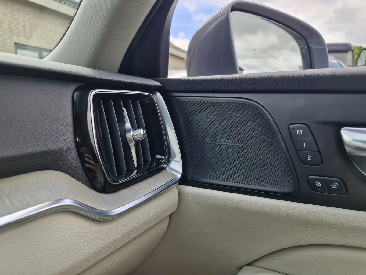 T8 Twin AWD| Full options! | 360 | audio line | Luxury Line (airco separaat achter, elektrisch glazen panorama-dak, head-up display) en Inscription Plus Line (elektrisch verstelbare stoel(en