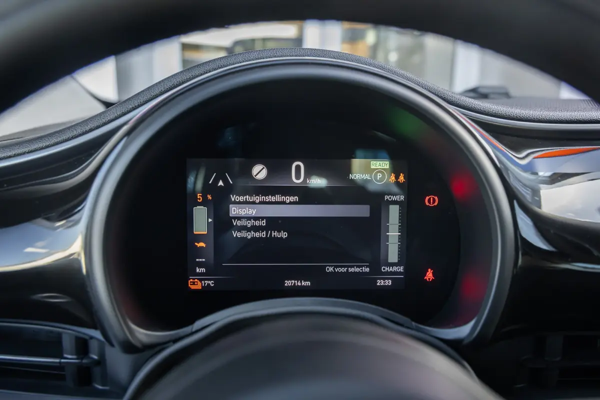 Icon 42 kWh | Camera | Apple Carplay/Android Auto | Voorstoelen verwarmd | Digitaal dashboard | Navigatiesysteem | Keyless | Achteruitrijcamera | Apple Carplay/Android Auto|telefoonintegrati