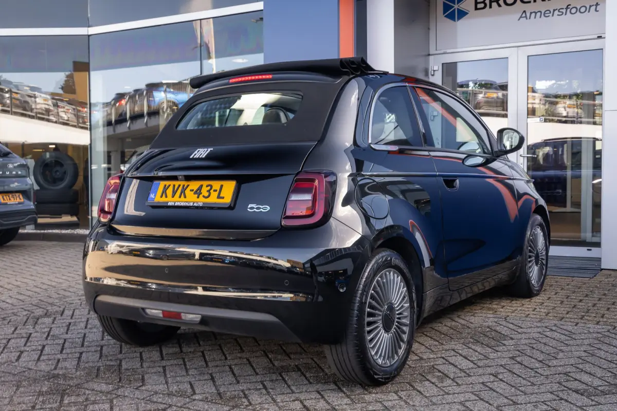 Icon 42 kWh | Camera | Apple Carplay/Android Auto | Voorstoelen verwarmd | Digitaal dashboard | Navigatiesysteem | Keyless | Achteruitrijcamera | Apple Carplay/Android Auto|telefoonintegrati