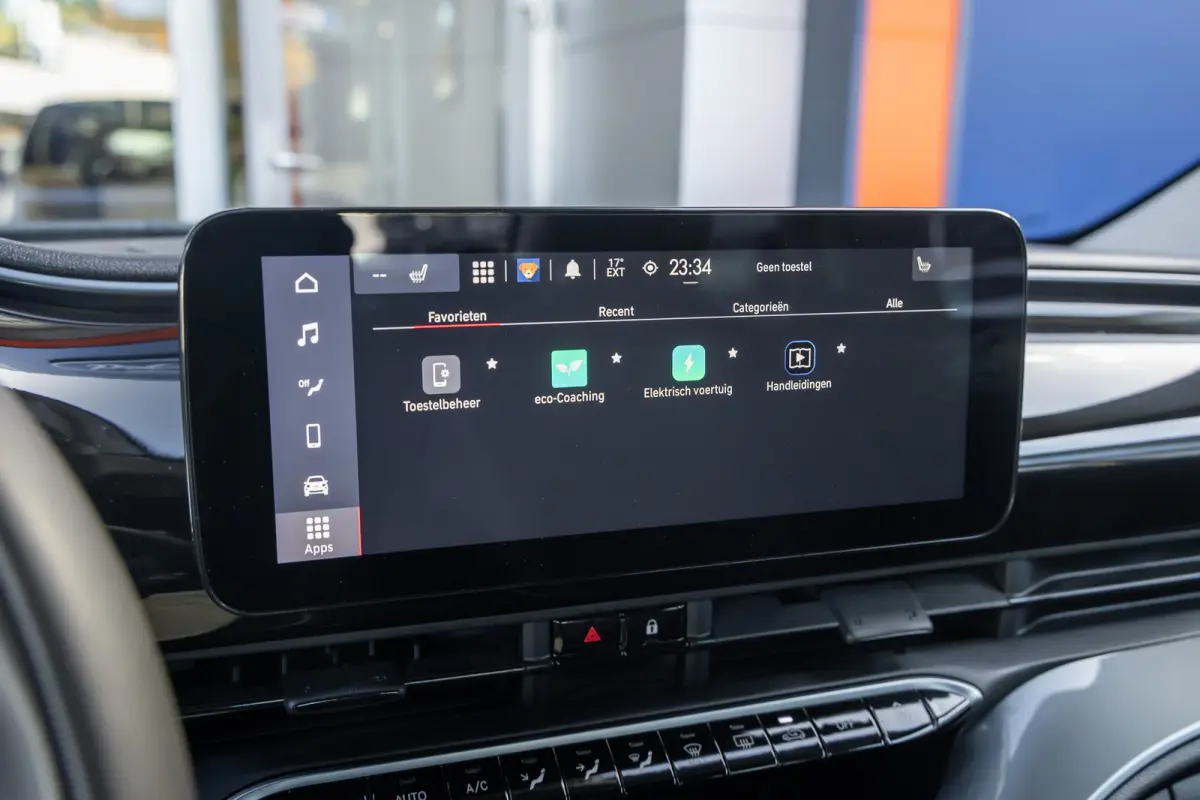 Icon 42 kWh | Camera | Apple Carplay/Android Auto | Voorstoelen verwarmd | Digitaal dashboard | Navigatiesysteem | Keyless | Achteruitrijcamera | Apple Carplay/Android Auto|telefoonintegrati