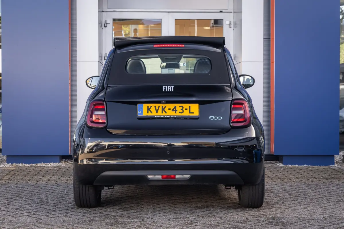 Icon 42 kWh | Camera | Apple Carplay/Android Auto | Voorstoelen verwarmd | Digitaal dashboard | Navigatiesysteem | Keyless | Achteruitrijcamera | Apple Carplay/Android Auto|telefoonintegrati