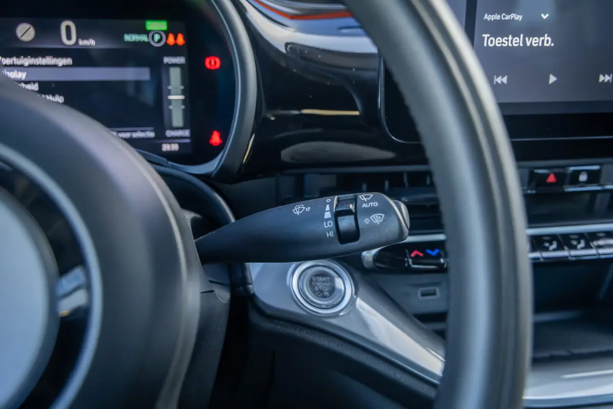 Icon 42 kWh | Camera | Apple Carplay/Android Auto | Voorstoelen verwarmd | Digitaal dashboard | Navigatiesysteem | Keyless | Achteruitrijcamera | Apple Carplay/Android Auto|telefoonintegrati