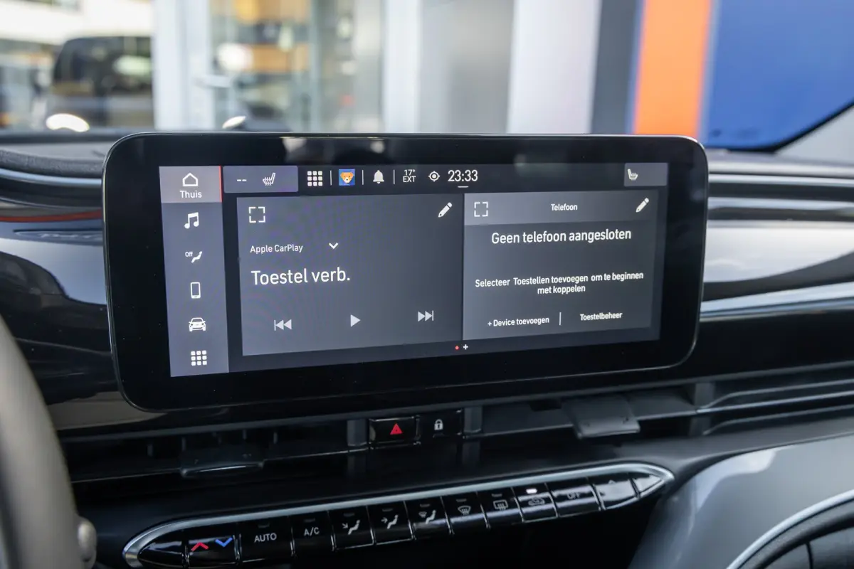 Icon 42 kWh | Camera | Apple Carplay/Android Auto | Voorstoelen verwarmd | Digitaal dashboard | Navigatiesysteem | Keyless | Achteruitrijcamera | Apple Carplay/Android Auto|telefoonintegrati