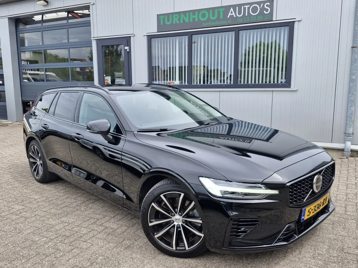 T6 Plug-in hybrid AWD Plus Dark | Apple carplay | Stoel en stuurverwarming | Camera | Enz (SOH) 100 % en Leder-pakket (contourstoelen, hemelbekleding donker, luxe lederen/stof bekleding, spo