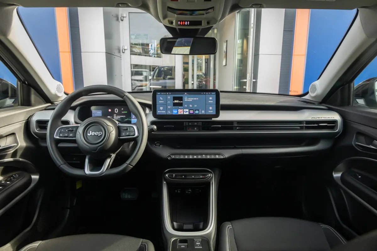 Altitude 54 kWh | Adaptive Cruise Control | Parkeersensoren achter | Full-LED koplampen | Apple Carplay/Android Auto | Apple Carplay/Android Auto|telefoonintegratie premium | Cruise control 