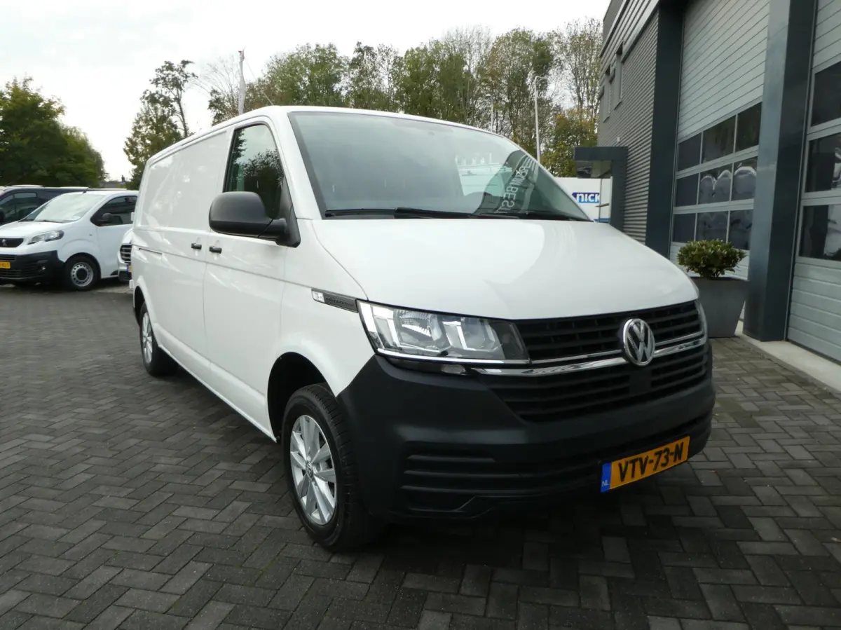 2.0 TDI L2H1 150 pk automaat , 3 zits , trekhaak