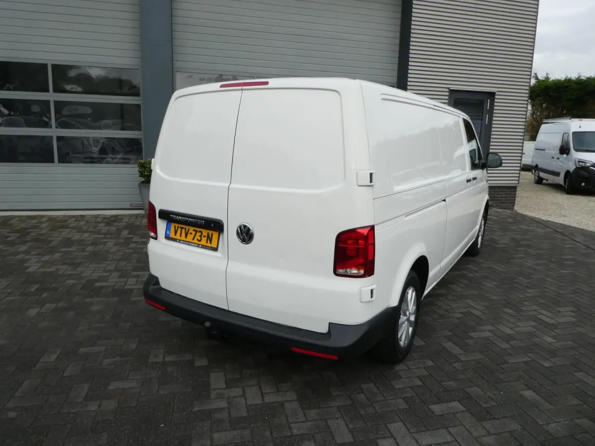 2.0 TDI L2H1 150 pk automaat , 3 zits , trekhaak