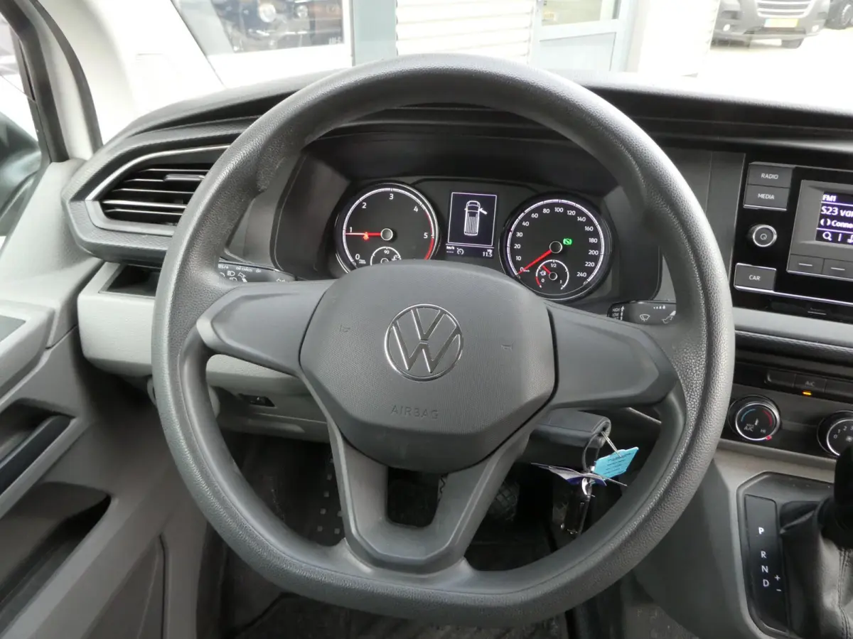 2.0 TDI L2H1 150 pk automaat , 3 zits , trekhaak