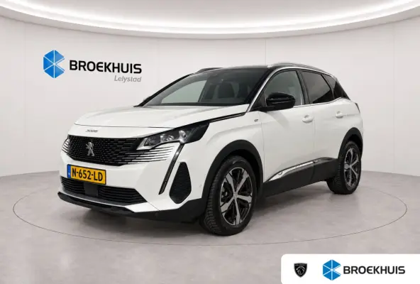 1.2 PURETECH 130PK GT PACK AUTOMAAT / NAVI / LEDER / CLIMA / PDC / 19" LMV / APPLE CARPLAY / FOCAL AUDIO / CAMERA / KEYLESS / AFN. TREKHAAK / WINTERPAKKET / FULL-LED !!