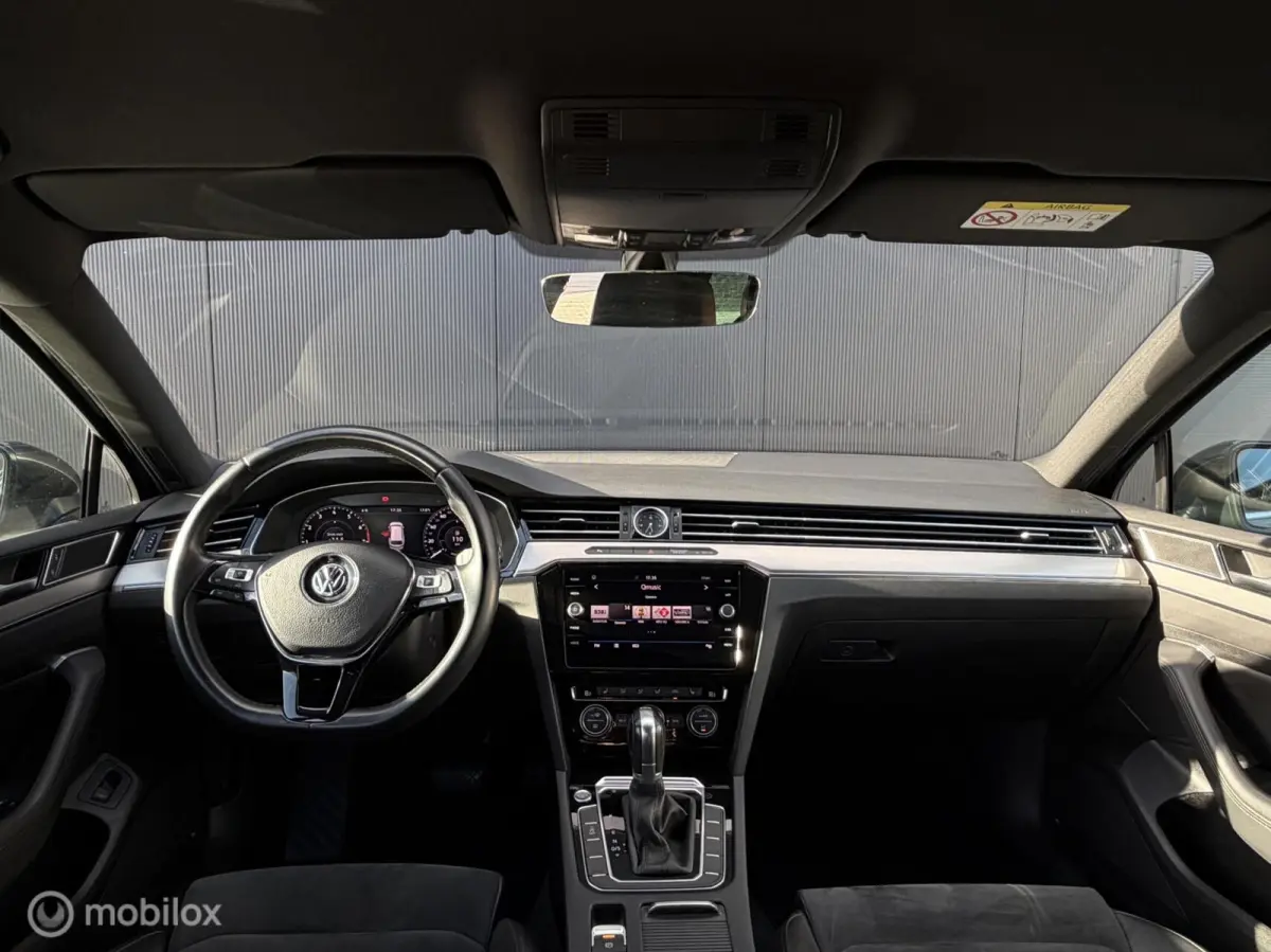 1.4 TSI Highline R-Line/Trekhaak/Virtual