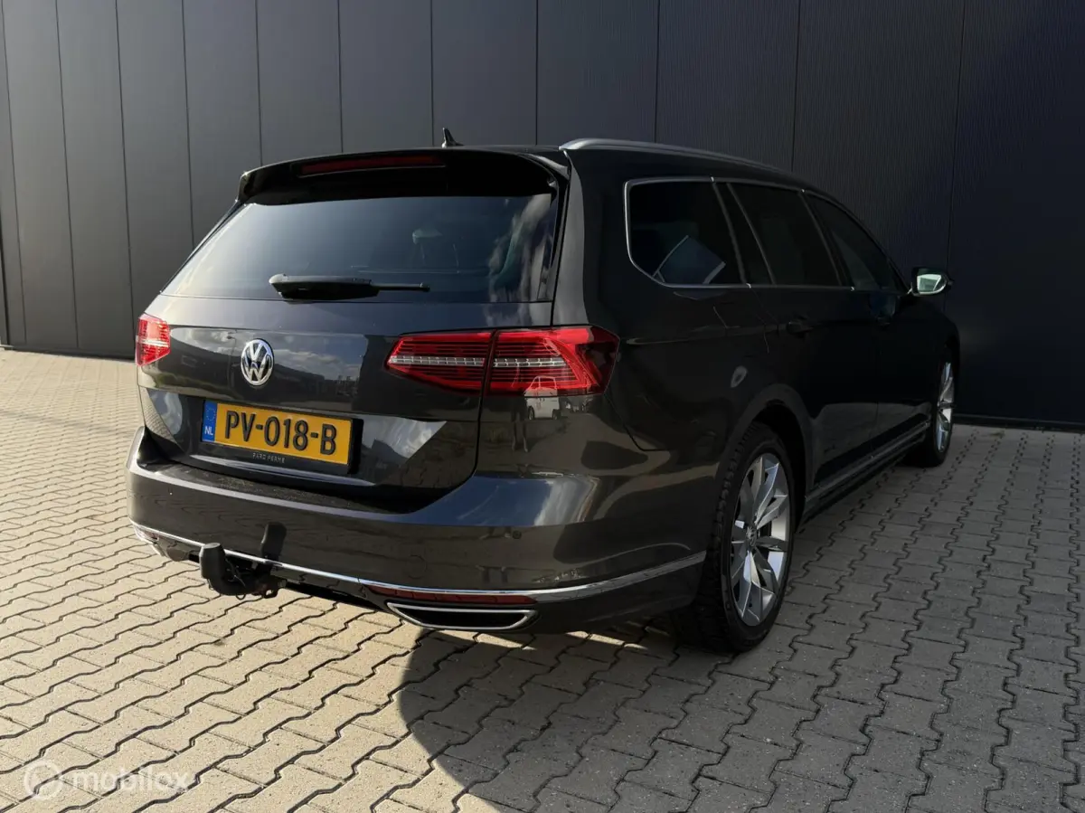 1.4 TSI Highline R-Line/Trekhaak/Virtual