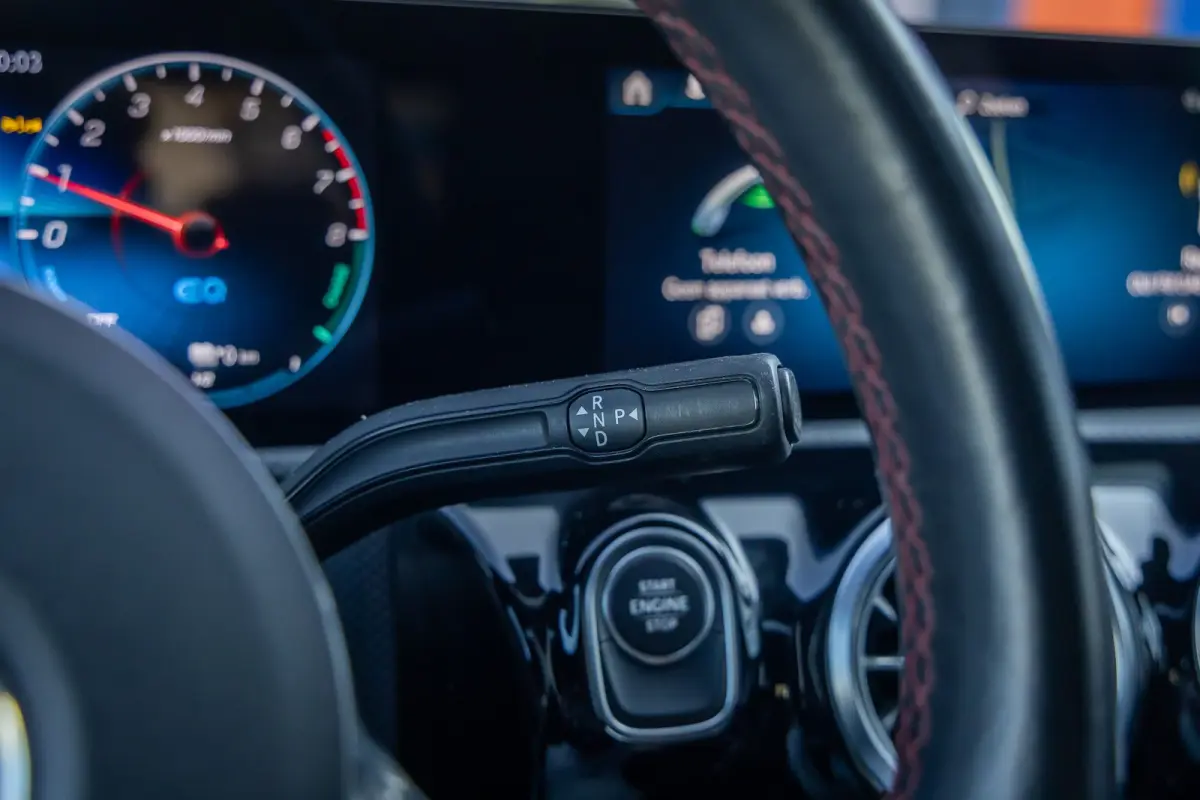 250 e AMG Line | Panoramadak | Dodehoeksensor | 360° Camera | Lane Keeping Assist | Stoelverwarming | FULL Led | AMG-styling | Achteruitrijcamera | Apple Carplay/Android Auto|telefoonintegr