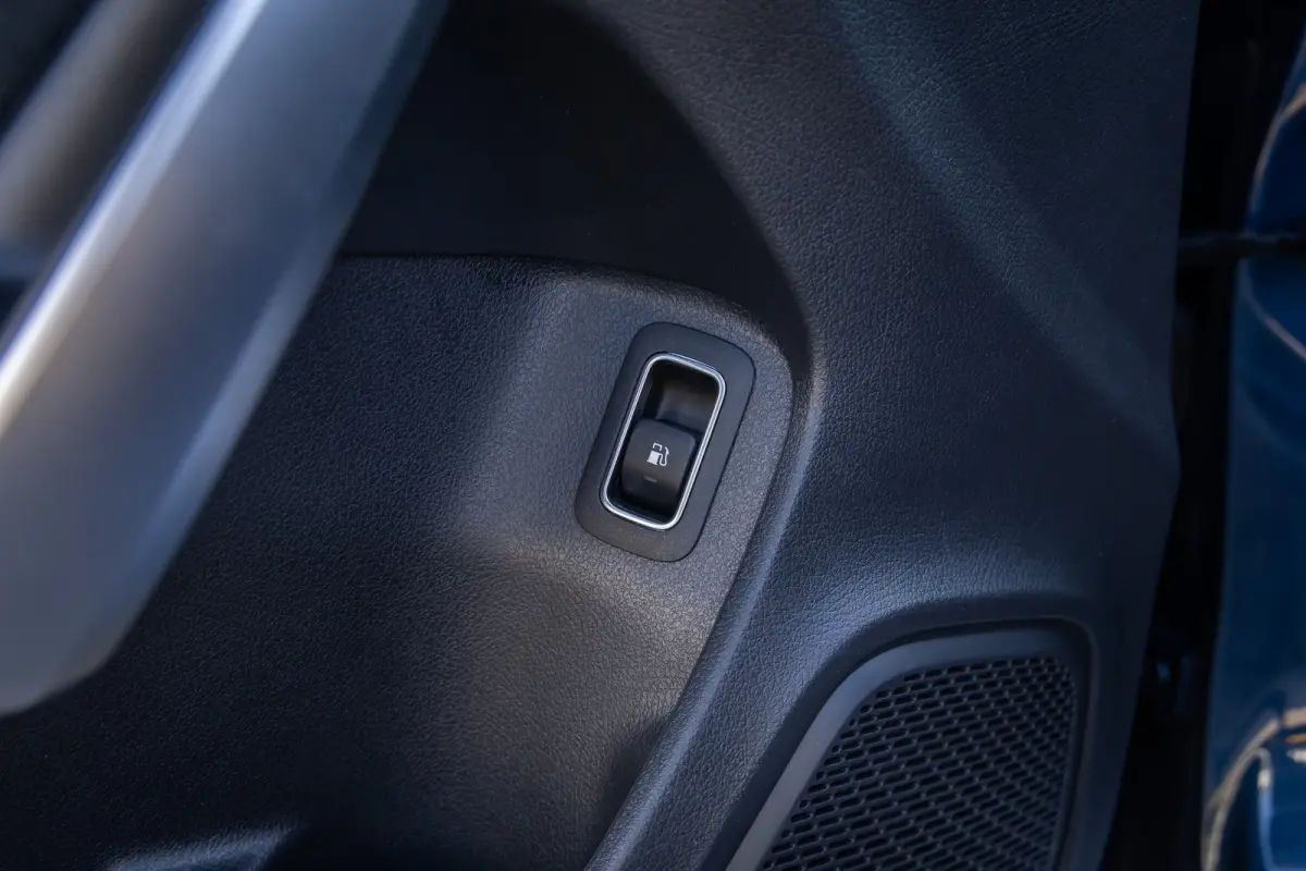 250 e AMG Line | Panoramadak | Dodehoeksensor | 360° Camera | Lane Keeping Assist | Stoelverwarming | FULL Led | AMG-styling | Achteruitrijcamera | Apple Carplay/Android Auto|telefoonintegr
