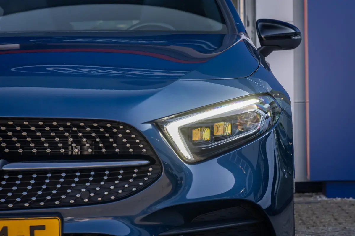 250 e AMG Line | Panoramadak | Dodehoeksensor | 360° Camera | Lane Keeping Assist | Stoelverwarming | FULL Led | AMG-styling | Achteruitrijcamera | Apple Carplay/Android Auto|telefoonintegr