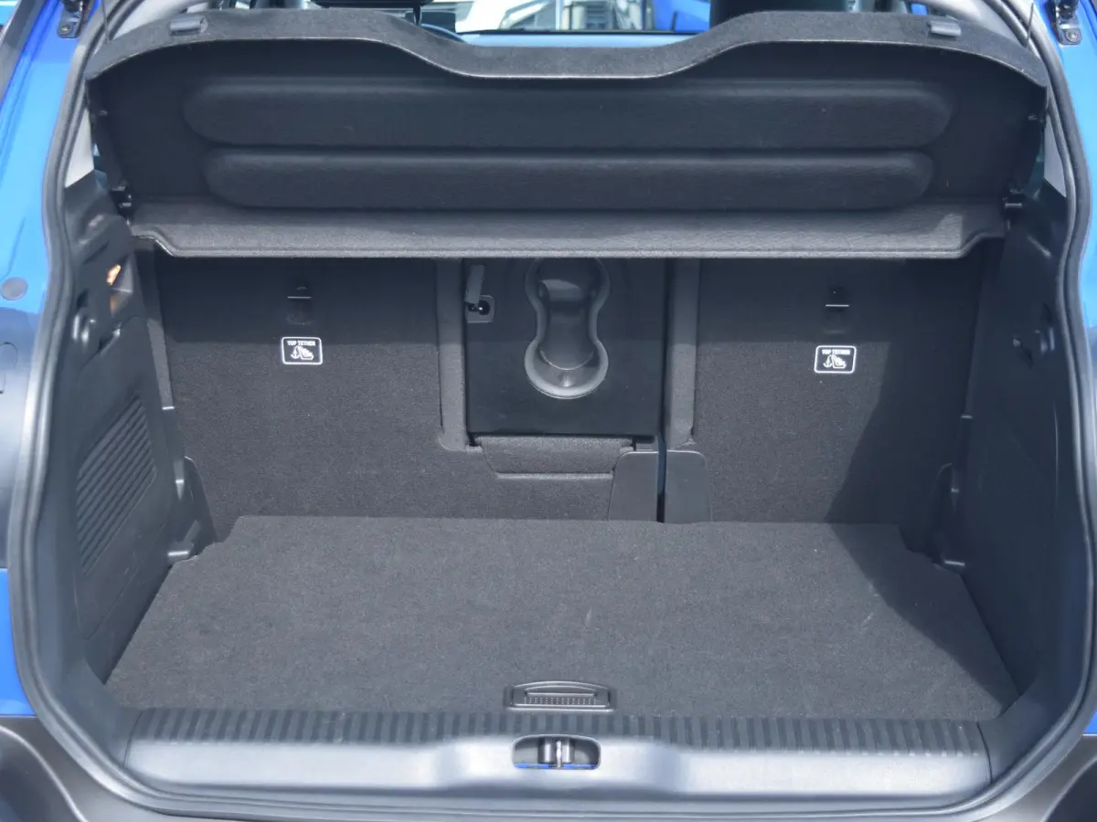1.2 PureTech S&S Business | 110 PK | NAVI | PARKEERSENSOREN MET CAMERA | TREKHAAK | STOELVERWARMING | CLIMATE CONTROL | 39.719 KM
