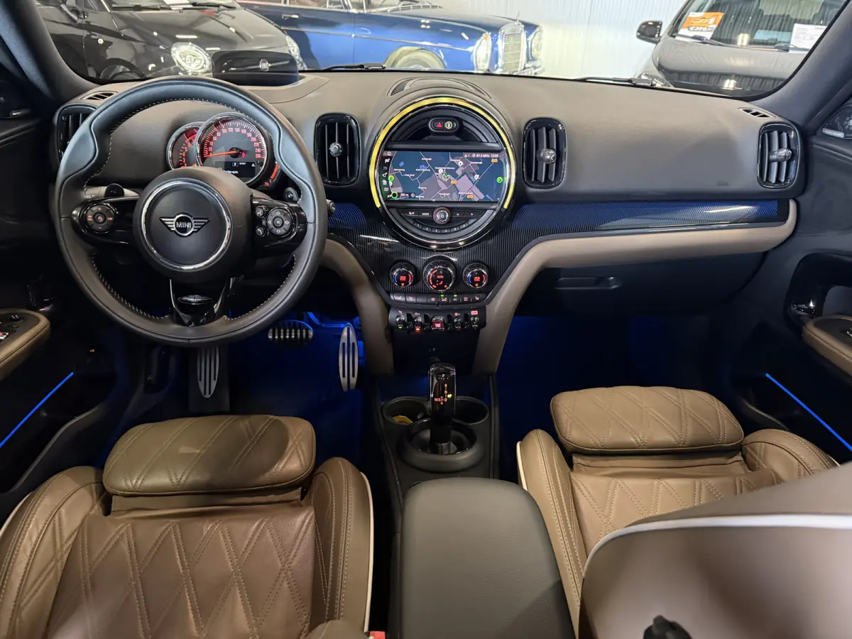 2.0 Cooper S John Cooper Works