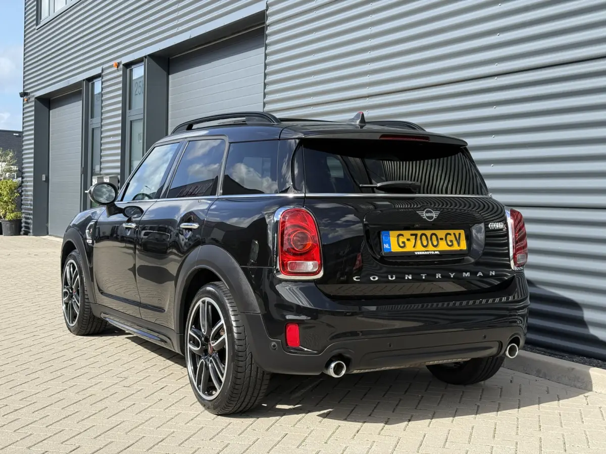 2.0 Cooper S John Cooper Works