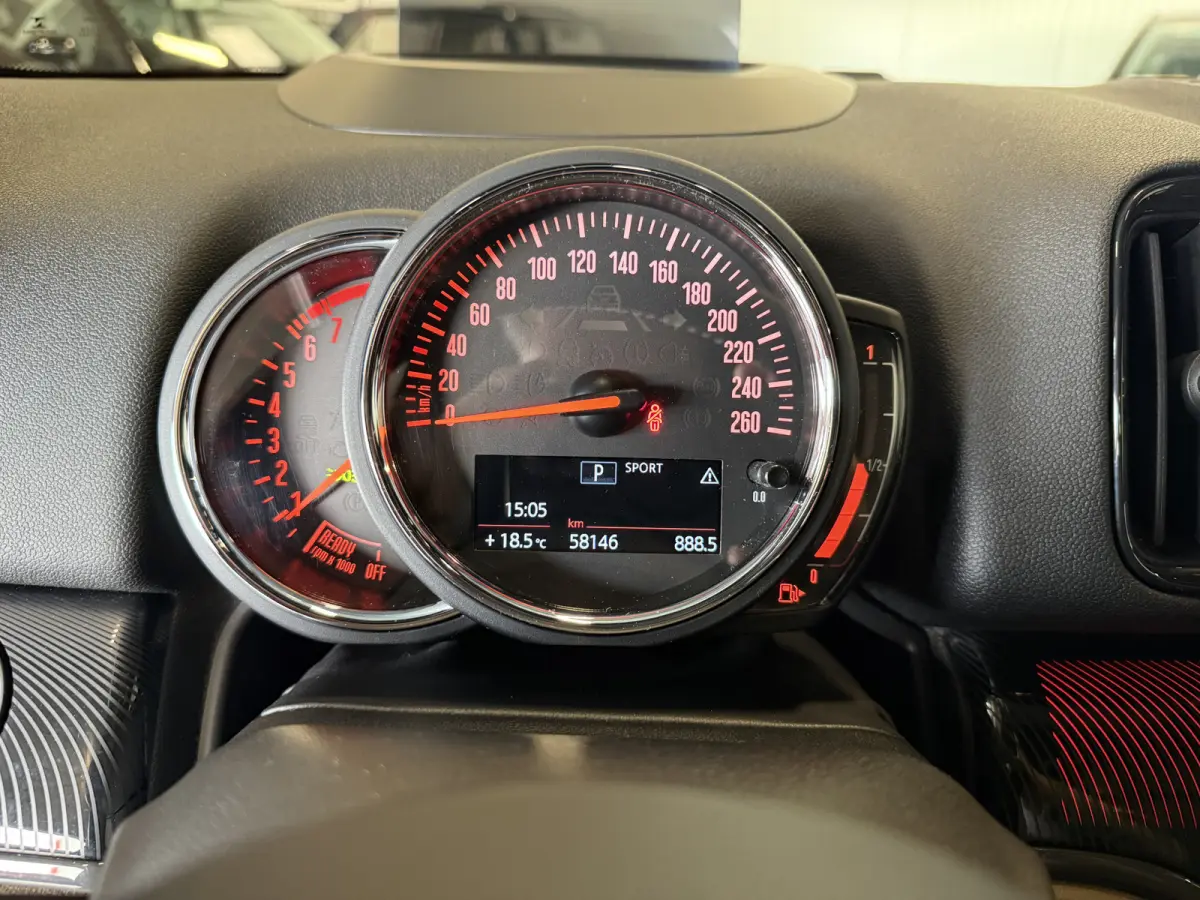 2.0 Cooper S John Cooper Works