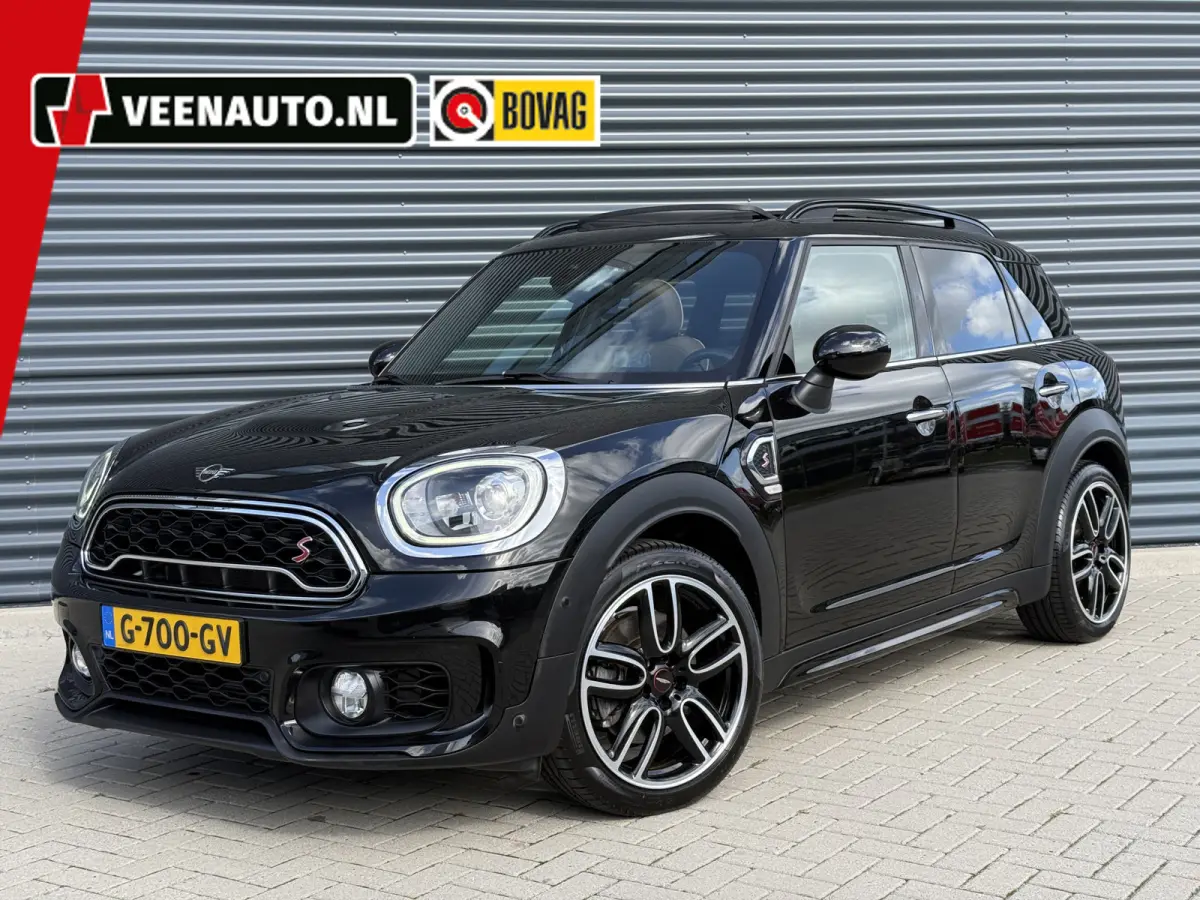 2.0 Cooper S John Cooper Works