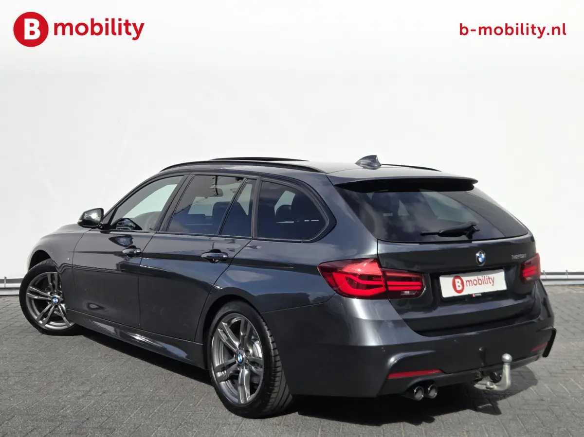 320i High Executive M-Sport Trekhaak 1800kg Apple CarPlay NL Auto! | Head-Up | Panoramadak | Hifi | DAB Audio | Leer